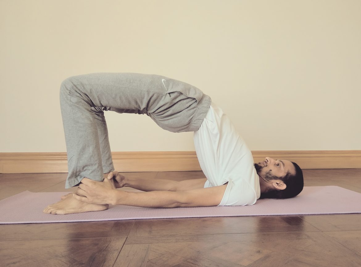 setubandhasana setubandhasana